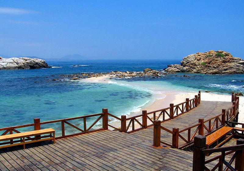 八大中国最美海滩,夏天游泳好去处